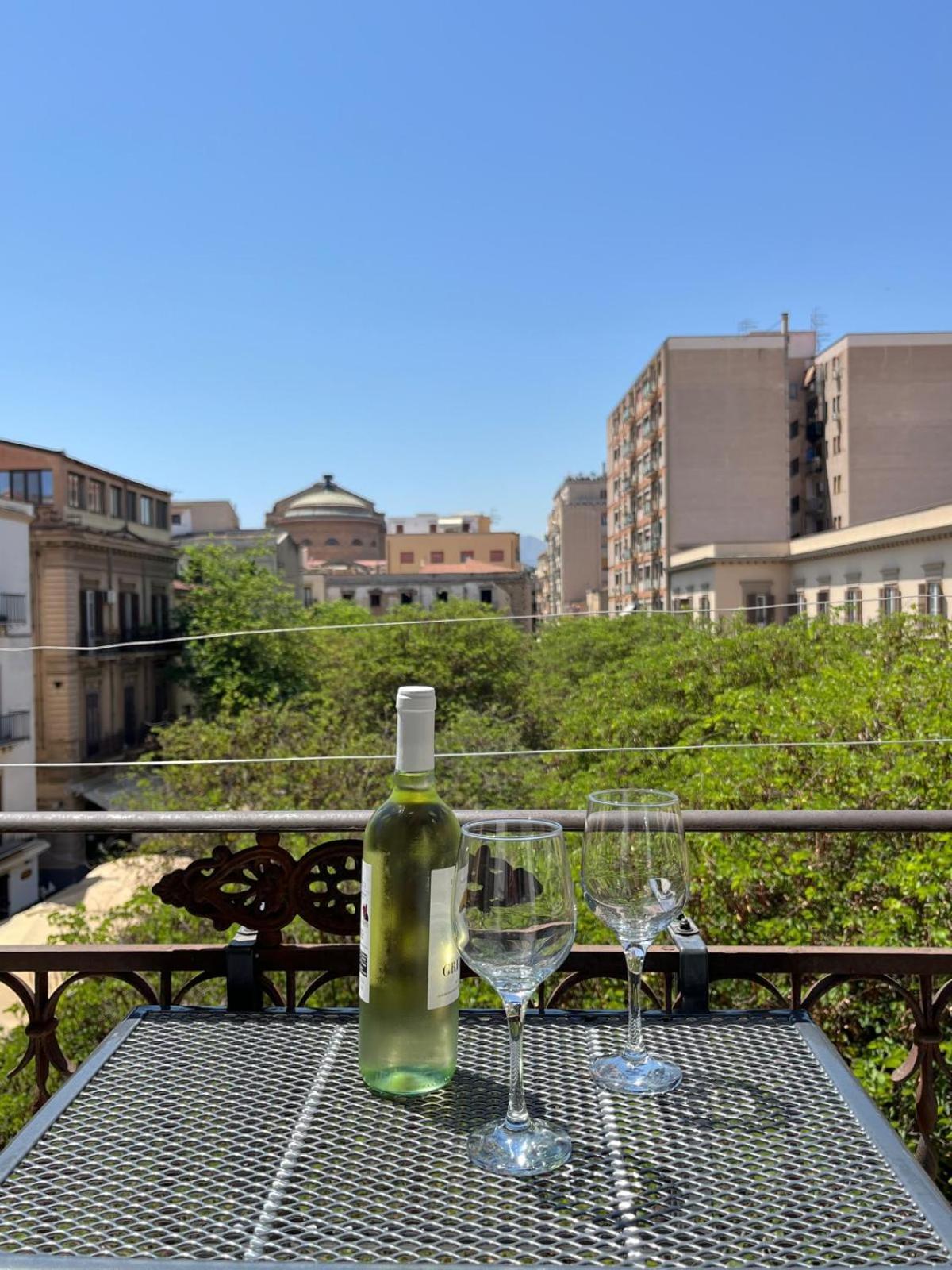 Casa Vacanze Da Ruggero Al Massimo باليرمو المظهر الخارجي الصورة